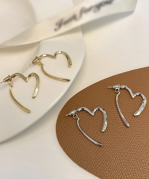 HALEY PESCA（ヘーリーペスカ）の「HALEY PESCA/ペアハートピアス（ピアス（両耳用）・レディース・シルバー/ゴールド・FREE）」の21枚目の写真