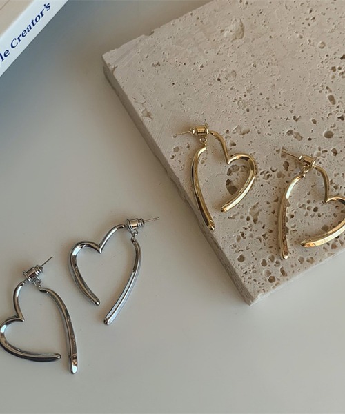 HALEY PESCA（ヘーリーペスカ）の「HALEY PESCA/ペアハートピアス（ピアス（両耳用）・レディース・シルバー/ゴールド・FREE）」の22枚目の写真