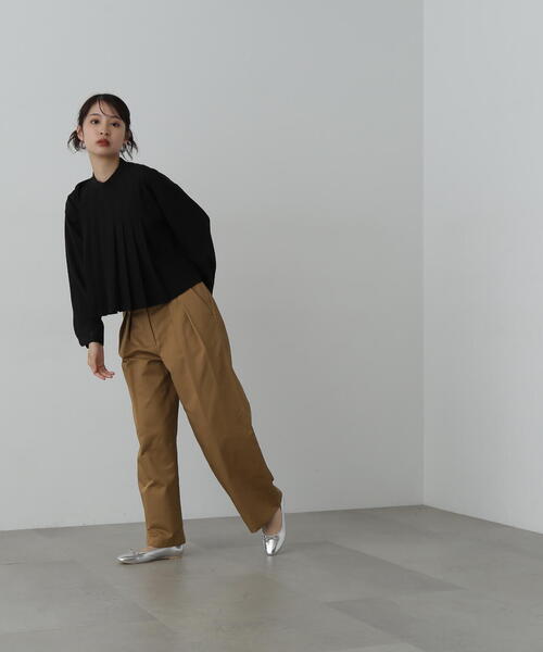 N.(N. Natural Beauty Basic)(エヌエヌナチュラルビューティーベーシック)の「◆スタンドカラーショートタックブラウス(シャツ/ブラウス・レディース・ホワイト/ブラック/ブルー・MEDIUM)」の10枚目の写真