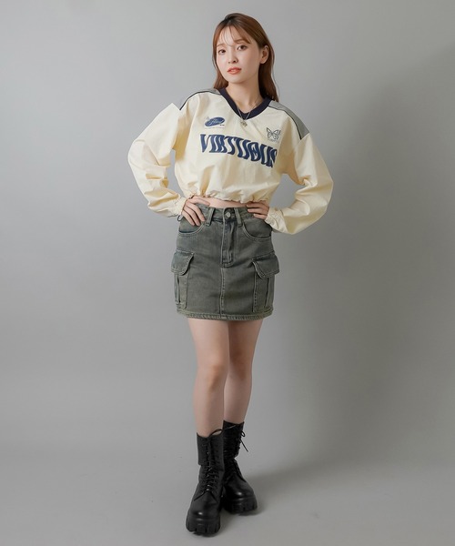 SPINNS（スピンズ）の「VIRTOUSロゴ ショート丈ナイロンプルオーバー（スウェット・レディース・アイボリー/ブラック/ピンク/ネイビー/レッド・ONESIZE）」の14枚目の写真