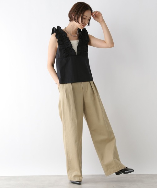 LEPSIM(レプシィム)の「深Vフリルノースリーブブラウス 142950(シャツ/ブラウス・レディース・グレイッシュベージュ/ブラック・FREE)」の16枚目の写真