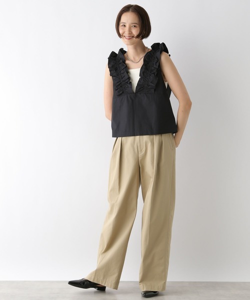 LEPSIM(レプシィム)の「深Vフリルノースリーブブラウス 142950(シャツ/ブラウス・レディース・グレイッシュベージュ/ブラック・FREE)」の17枚目の写真