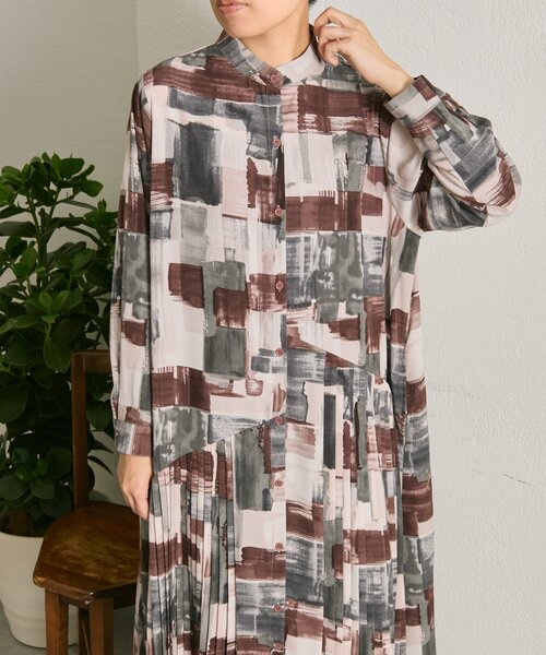 長袖斜めプリーツワンピース【SUM1 STYLE(スミ スタイル