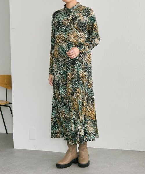 長袖斜めプリーツワンピース【SUM1 STYLE(スミ スタイル