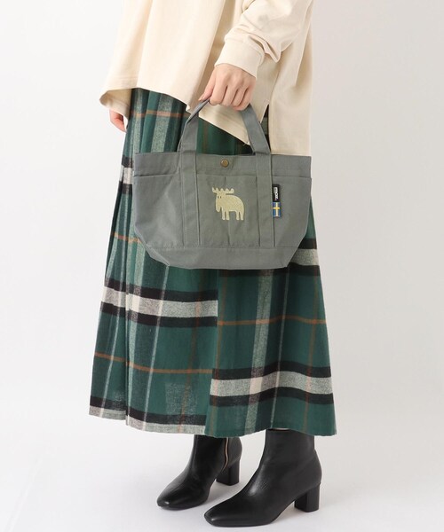 one'sterrace(ワンズテラス)の「moz karuii トート M(トートバッグ・レディース・ブラック系8/グレー系4/ベージュ系8・02)」の20枚目の写真