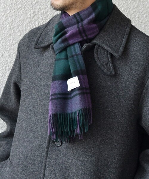 SHIPS any(シップス エニィ)の「【WEB限定】SHIPS any: カシミヤ シングル チェック ストール◇(ストール/ショール・メンズ・チャコールグレー/コバルトブルー・ONE SIZE)」の4枚目の写真