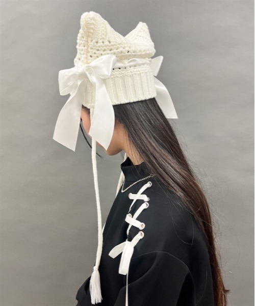 axes femme POETIQUE（アクシーズファムポエティック）の「サテンリボン猫耳ニット帽（ニットキャップ/ビーニー・レディース・ホワイト/ワイン/ブラック・FREE）」の2枚目の写真