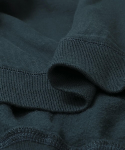 URBAN RESEARCH DOORS（アーバンリサーチドアーズ）の「『XLサイズ/WEB限定』裏起毛クルーネックスウェット（スウェット・メンズ・ブラック/アイボリー/グレー系その他/グリーン・MEDIUM/LARGE/X-LARGE）」の17枚目の写真