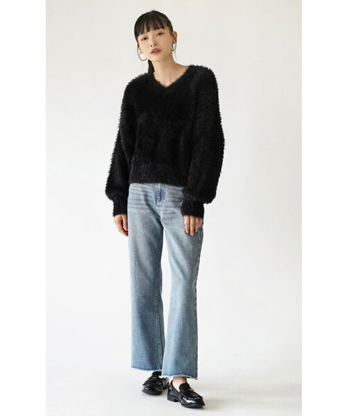 MIMIMEMETE（ミミメメット）の「DOUGHY SHAGGY KNIT［Vネックプルオーバー］（ニット/セーター・レディース・アイボリー/サックスブルー/レッド/ブラック・フリー）」の5枚目の写真