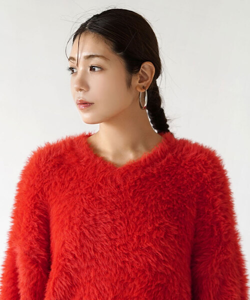 MIMIMEMETE（ミミメメット）の「DOUGHY SHAGGY KNIT［Vネックプルオーバー］（ニット/セーター・レディース・アイボリー/サックスブルー/レッド/ブラック・フリー）」の11枚目の写真