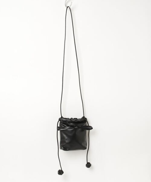 poiregnee（ポワニェ）の「［select］巾着ミニショルダー（ショルダーバッグ・レディース・ブラック/アイボリー/シルバー・FREE）」の4枚目の写真