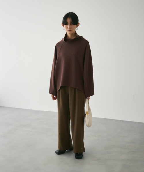 Lutim by u(ルチバイユー)の「ポンチハイネックトップス(スウェット・レディース・グレー/ブラック/ブラウン・FREE)」の21枚目の写真