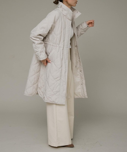 URBAN RESEARCH Sonny Label（アーバンリサーチサニーレーベル）の「キルティングスタンドコート（その他アウター・レディース・ブラック/ライトベージュ/ライトカーキ・FREE）」の2枚目の写真