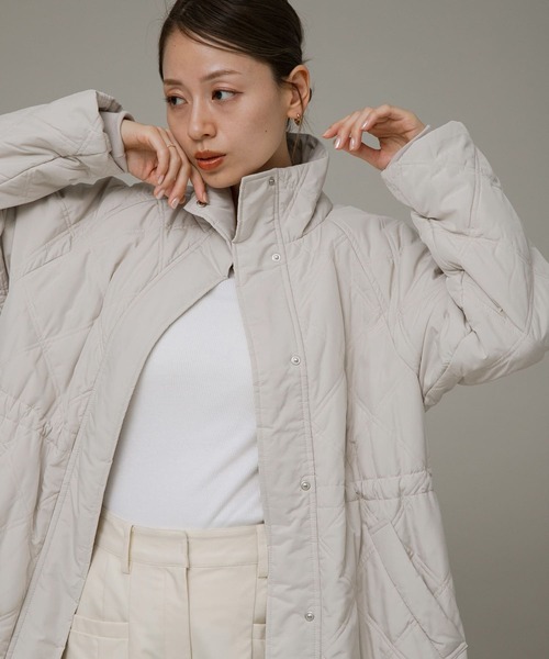 URBAN RESEARCH Sonny Label（アーバンリサーチサニーレーベル）の「キルティングスタンドコート（その他アウター・レディース・ブラック/ライトベージュ/ライトカーキ・FREE）」の4枚目の写真