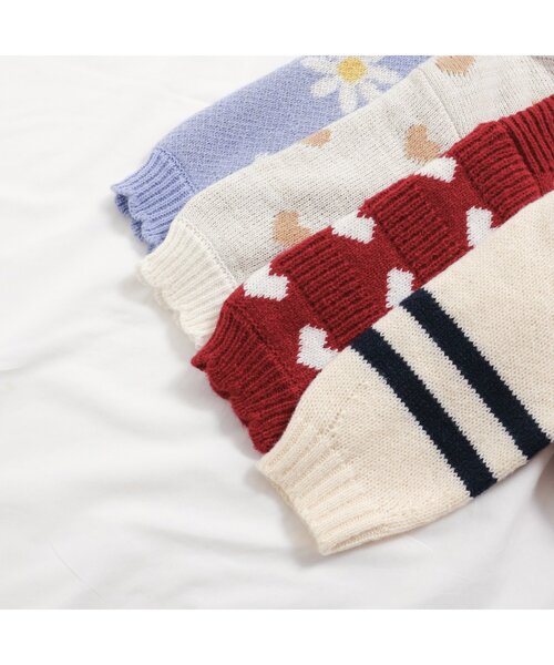 apres les cours（アプレレクール）の「アソート総柄・ロゴニット（ニット/セーター・キッズ・レッド/アイボリー/ラベンダー/キナリ・140/120/100/90）」の9枚目の写真