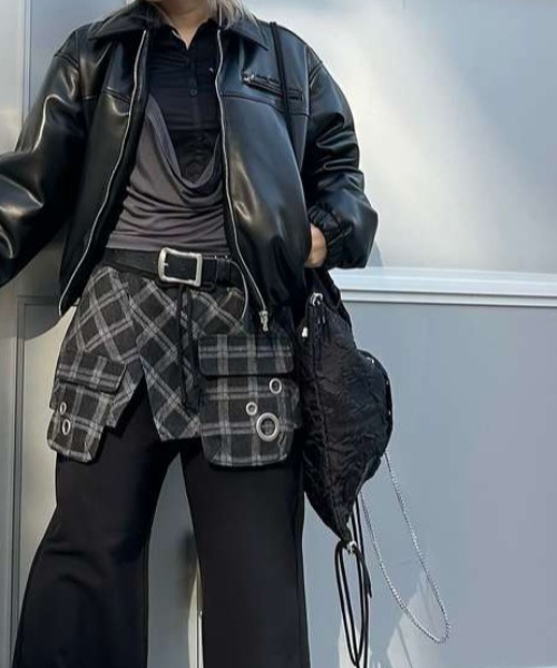 BLACKPURPLE（ブラックパープル）の「韓国ブランド BLACK PURPLE ブラックパープル Lucky string multi bag ショルダーバッグ ナップサック リュックサック 2wayバッグ 大容量 肩掛けバッグ カバン 鞄 黒バッグ 韓国ファッション 韓国ストリート ストリートファッション（バックパック/リュック・メンズ・ブラック・ONE SIZE）」の11枚目の写真