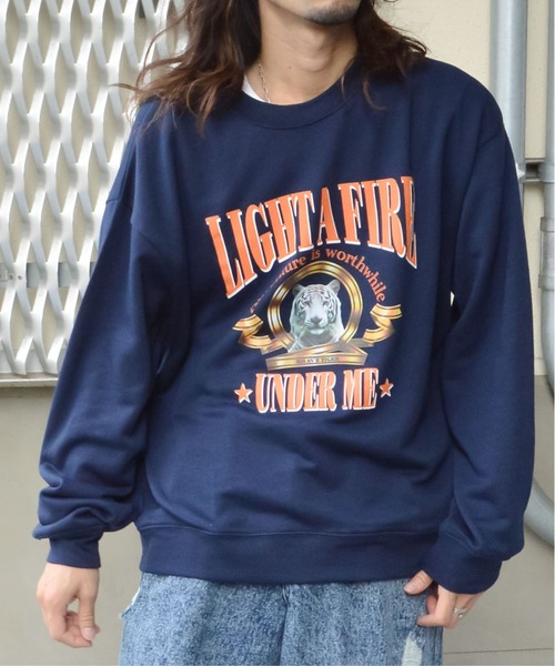 セール】【MODISH GAZE】ホワイトタイガーロゴトレーナー(CP