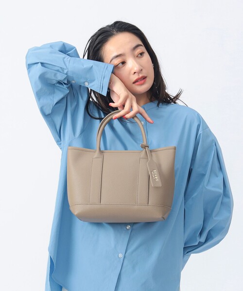 BEAMS HEART（ビームスハート）の「【WEB限定色 / ベストセラー】パーテーション トートバッグ 動画あり（トートバッグ・レディース・シルバー/チャコールグレー/ブラウン系その他/ブラック・ONE SIZE）」の7枚目の写真