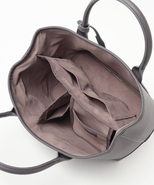 BEAMS HEART（ビームスハート）の「【WEB限定色 / ベストセラー】パーテーション トートバッグ 動画あり（トートバッグ・レディース・シルバー/チャコールグレー/ブラウン系その他/ブラック・ONE SIZE）」の20枚目の写真