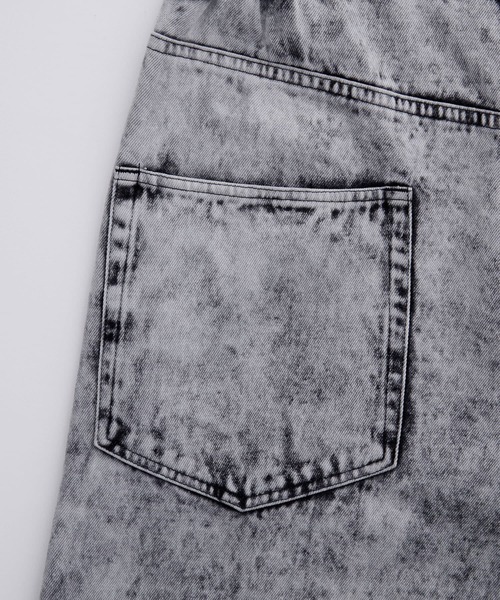 Loose/ルース(ルース)の「フェイデッド ワイドバギーカーブデニムパンツ(デニムパンツ・メンズ・ブラック/ホワイト・XS/S/M/L)」の6枚目の写真