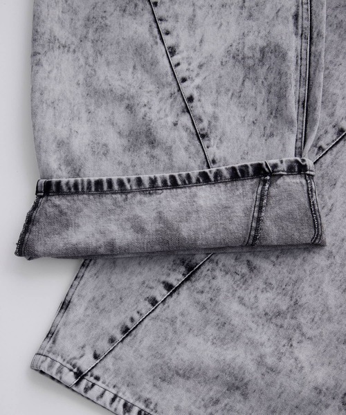 Loose/ルース(ルース)の「フェイデッド ワイドバギーカーブデニムパンツ(デニムパンツ・メンズ・ブラック/ホワイト・XS/S/M/L)」の11枚目の写真