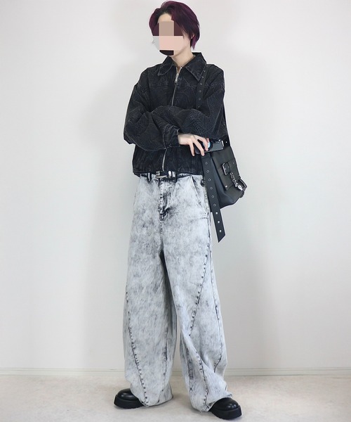 Loose/ルース(ルース)の「フェイデッド ワイドバギーカーブデニムパンツ(デニムパンツ・メンズ・ブラック/ホワイト・XS/S/M/L)」の14枚目の写真