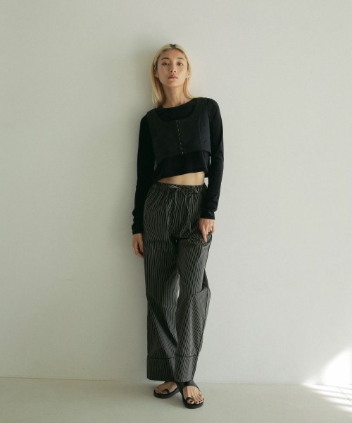 anuke(アンヌーク)の「Twill Hook Bustier(その他トップス・レディース・アイボリー/ブラック・FREE)」の8枚目の写真