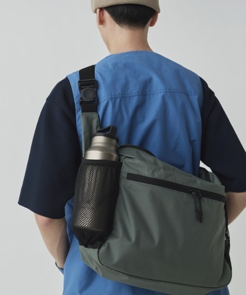 Snow Peak（スノーピーク）の「Everyday Use Middle Shoulder Bag ショルダーバッグ（ショルダーバッグ・メンズ・グレー/オリーブ/ブラック・ONE SIZE）」の9枚目の写真