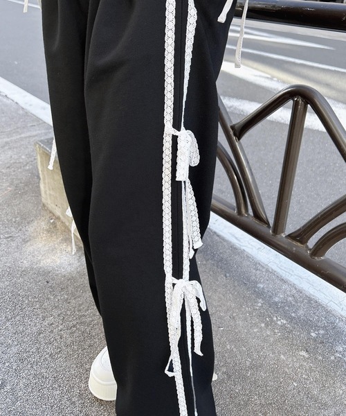 INGNI（イング）の「レースラインスウェットパンツ(セットアップ対応)（スウェットパンツ・レディース・ブラック×ホワイト/グレー×ホワイト・FREE）」の15枚目の写真