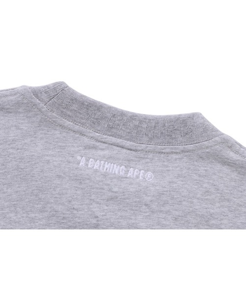 A BATHING APE(アベイシングエイプ)の「ONE POINT RELAXED FIT TEE(Tシャツ/カットソー・メンズ・ブラック/グレー/アイボリー/ピンク/オリーブ・MEDIUM/LARGE/XX-LARGE/SMALL/X-LARGE)」の9枚目の写真