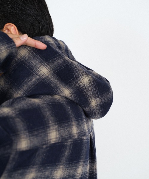 #Re:room（リルーム）の「チェックフーディーシャツ（シャツ/ブラウス・メンズ・グレー/ネイビー・FREE）」の6枚目の写真