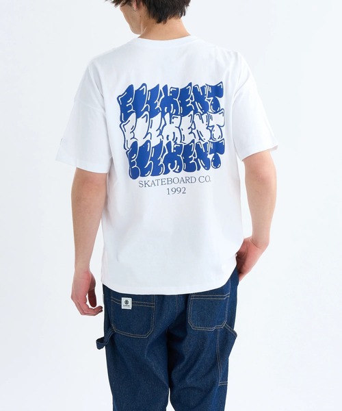 ELEMENT（エレメント）の「ELEMENT メンズ TAG 3 SS Tシャツ 【2025年春夏モデル】/エレメントバックプリント半袖Tシャツ（Tシャツ/カットソー・メンズ・スミクロ/ブラック/ホワイト・X-LARGE/LARGE/MEDIUM）」の2枚目の写真