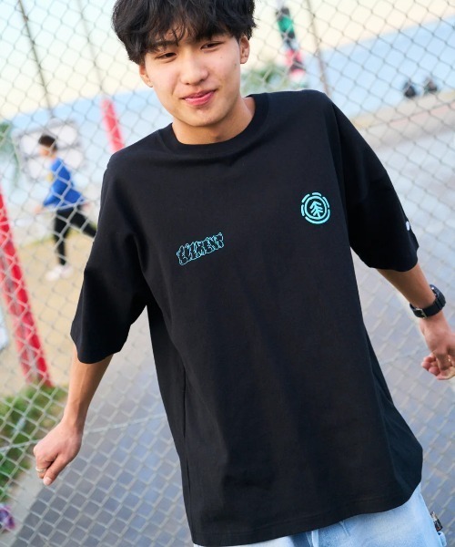 ELEMENT（エレメント）の「ELEMENT メンズ TAG 3 SS Tシャツ 【2025年春夏モデル】/エレメントバックプリント半袖Tシャツ（Tシャツ/カットソー・メンズ・スミクロ/ブラック/ホワイト・X-LARGE/LARGE/MEDIUM）」の8枚目の写真