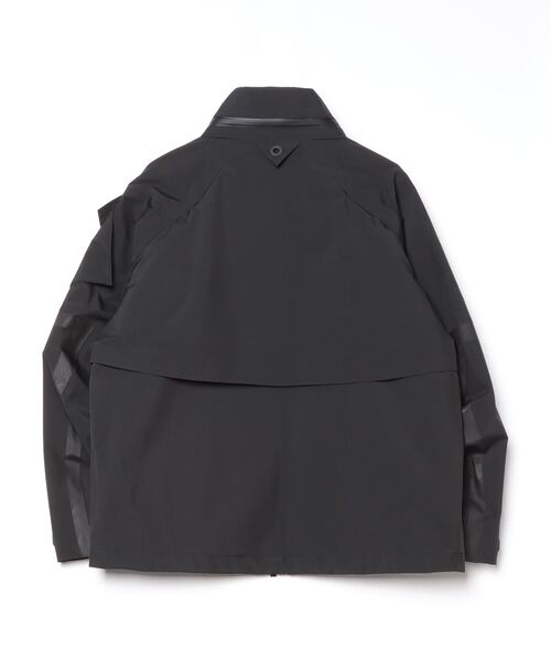 WHITE MOUNTAINEERING（ホワイトマウンテニアリング）の