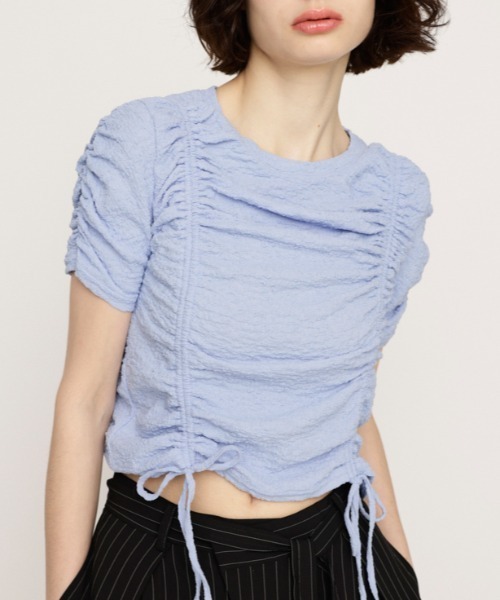 SLY(スライ)の「SHIRRING CUT TOPS シャーリング カット トップス 夏服 半袖(Tシャツ/カットソー・レディース・オフホワイト/ブラック/ライトブルー・FREE)」の1枚目の写真