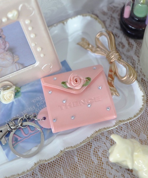 THENCE（デンス）の「THENCE／ミニアルバムキーホルダー（ステーショナリー・レディース・ピンク/クリーム・0）」の6枚目の写真
