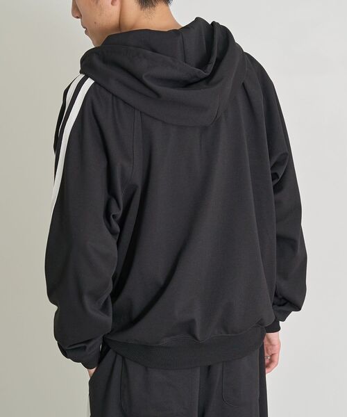 CRAFT STANDARD BOUTIQUE（クラフトスタンダードブティック）の「【DRY-MIX】吸水速乾/UVケア/抗ピル トラックパーカー＜ユニセックス＞（パーカー・レディース・ブラック/オフホワイト/グレイッシュベージュ・M/S/L）」の12枚目の写真