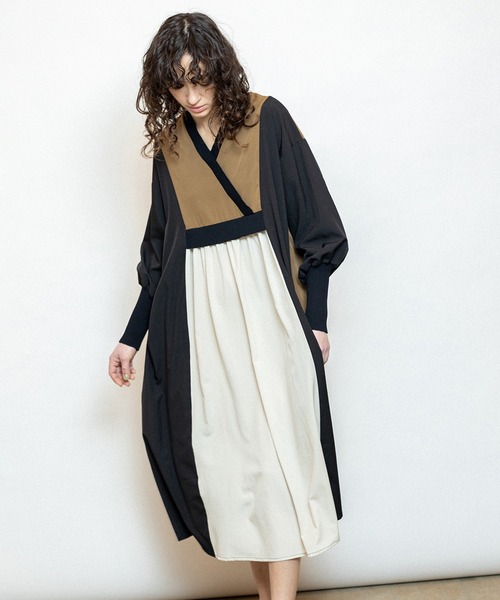 OSMOSIS（オズモーシス）の「切替ギャザーワンピース（ワンピース・レディース・その他/ベージュ/ブラック・ONE SIZE）」の3枚目の写真