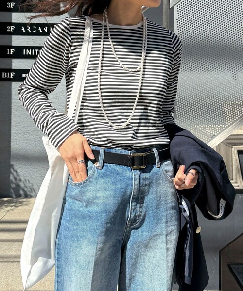 fredy emue(フレディエミュ)の「ハイツイストコットンコンパクトロンTシャツ(Tシャツ/カットソー・レディース・ホワイト系その他/イエロー/ブラック/グレイッシュベージュ/オフホワイト・38)」の3枚目の写真