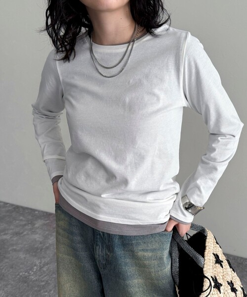 fredy emue(フレディエミュ)の「ハイツイストコットンコンパクトロンTシャツ(Tシャツ/カットソー・レディース・ホワイト系その他/イエロー/ブラック/グレイッシュベージュ/オフホワイト・38)」の2枚目の写真