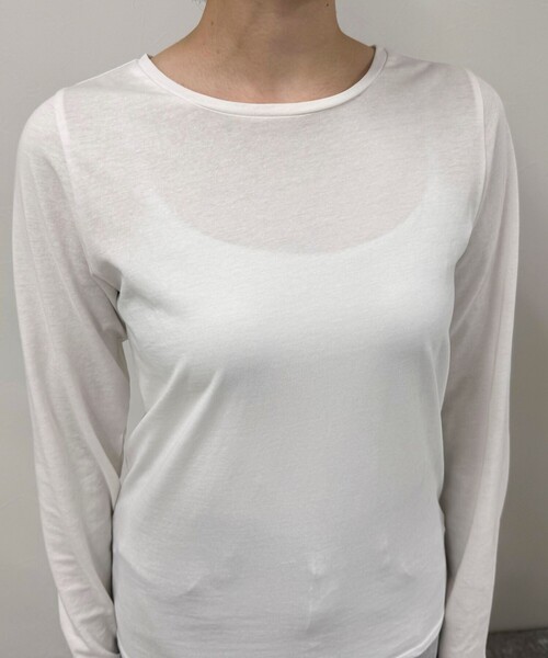 fredy emue(フレディエミュ)の「ハイツイストコットンコンパクトロンTシャツ(Tシャツ/カットソー・レディース・ホワイト系その他/イエロー/ブラック/グレイッシュベージュ/オフホワイト・38)」の13枚目の写真