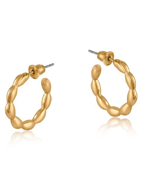 big metal london(ビッグメタルロンドン)の「【金属アレルギー対応】フープピアス LAYLA DOTTED HOOP(ピアス(両耳用)・レディース・ゴールド/シルバー・FREE)」の4枚目の写真