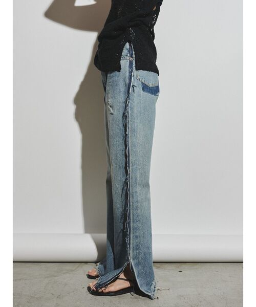 Ungrid（アングリッド）の「【Htage】バックポケットデザインフレアデニム（デニムパンツ・レディース・ブルー・24inch/25inch/26inch）」の10枚目の写真