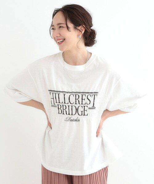セール】胸シャーリング ロゴTシャツ（Tシャツ/カットソー