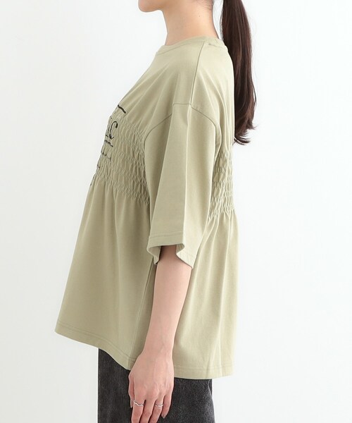 セール】胸シャーリング ロゴTシャツ（Tシャツ/カットソー