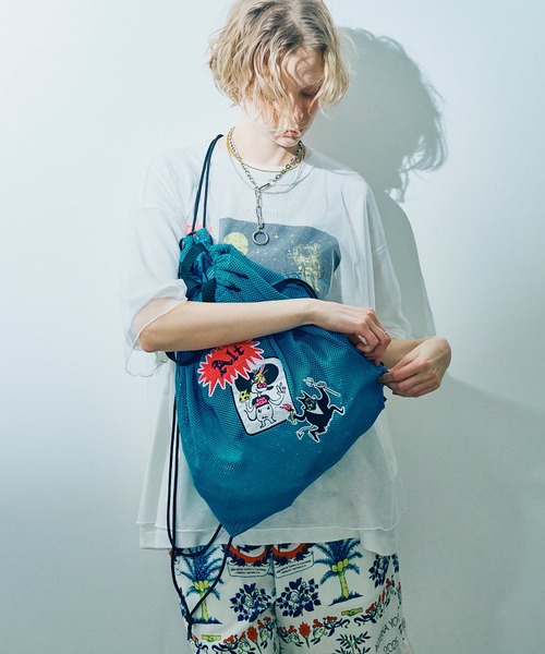 RNA（アールエヌエー）の「E5105 メッシュナップサック（バックパック/リュック・レディース・オレンジ/ブラック/ターコイズブルー・FREE）」の20枚目の写真