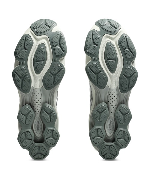 ASICS(アシックス)の「GEL-KINETIC FLUENT / ゲルキネティック フルーエント(スニーカー・メンズ・グレー×ホワイト・24/25/26/27/28/29/23.5/29.5/28.5/25.5/26.5/27.5/24.5)」の5枚目の写真