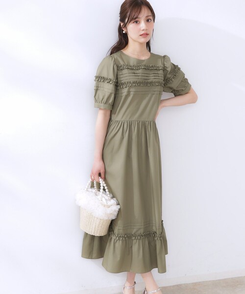 couture brooch（クチュールブローチ）の「エシカルコットン タック＆フリルワンピース（ワンピース・レディース・ネイビー/ベージュ/オリーブ・36/38/42/40）」の2枚目の写真