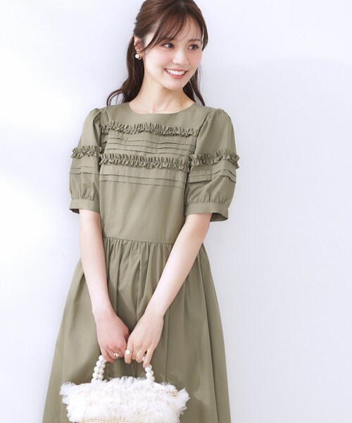 couture brooch（クチュールブローチ）の「エシカルコットン タック＆フリルワンピース（ワンピース・レディース・ネイビー/ベージュ/オリーブ・36/38/42/40）」の4枚目の写真