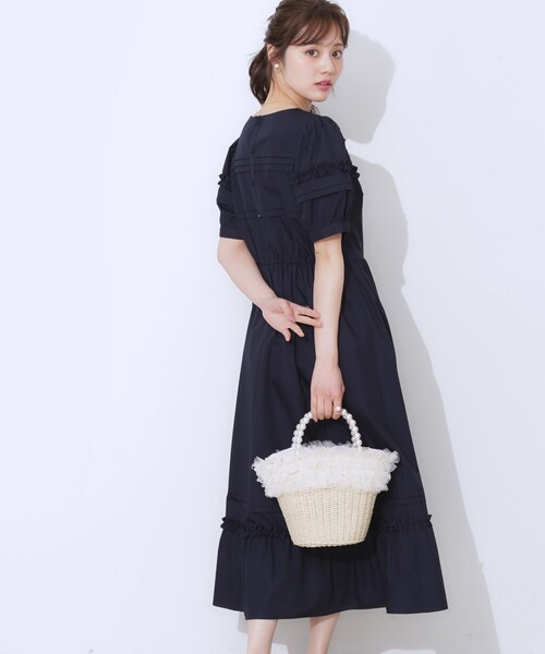 couture brooch（クチュールブローチ）の「エシカルコットン タック＆フリルワンピース（ワンピース・レディース・ネイビー/ベージュ/オリーブ・36/38/42/40）」の22枚目の写真